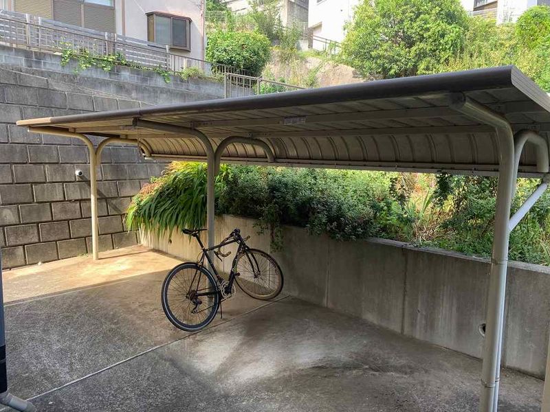 レオパレス市沢Ⅱ 駐車場