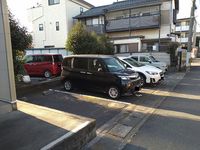レオパレスサンワ 駐車場