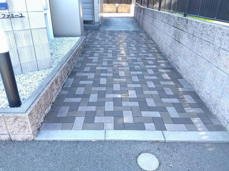 クレイノファミーユ エントランス
