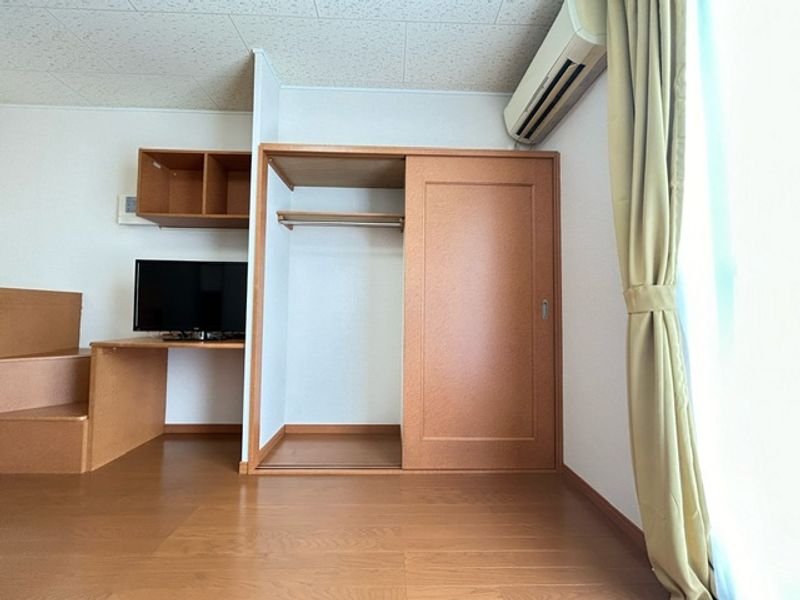 レオパレスＹ　Ｓ　ＯＴＳＵＫＡ 収納
