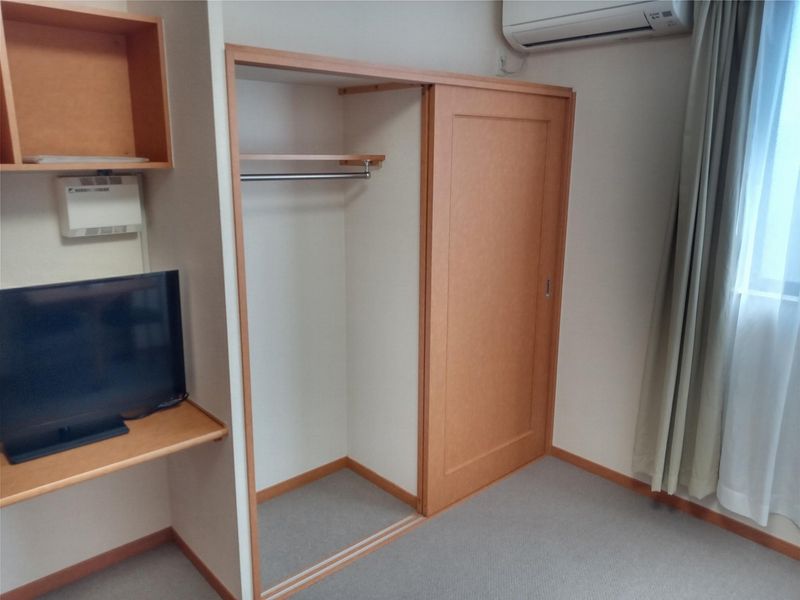 レオパレス藤 収納