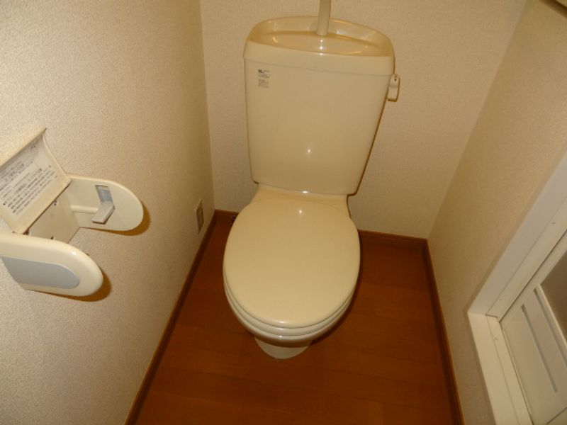 レオパレス市柳 トイレ