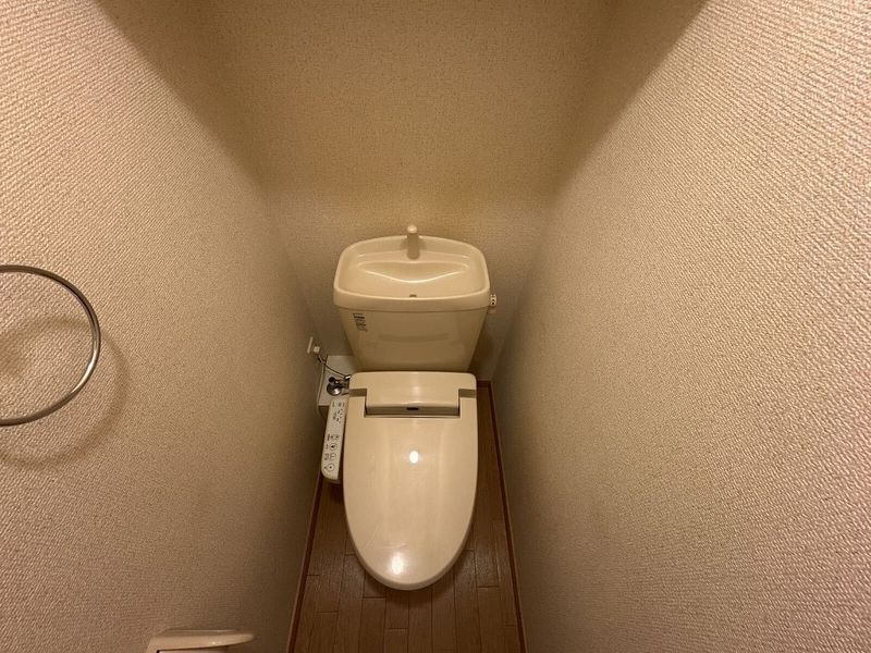 レオパレスエントピア トイレ