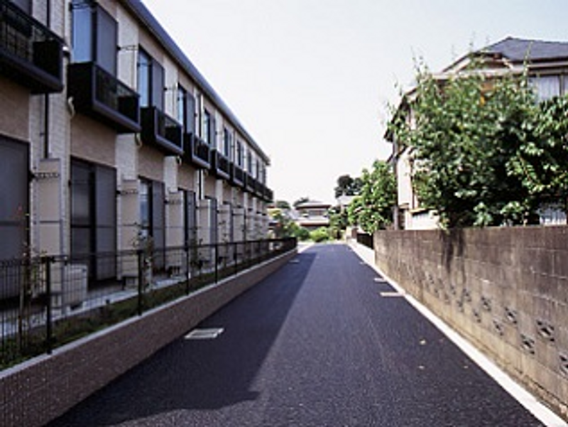 レオパレスラ　プランタン バルコニー