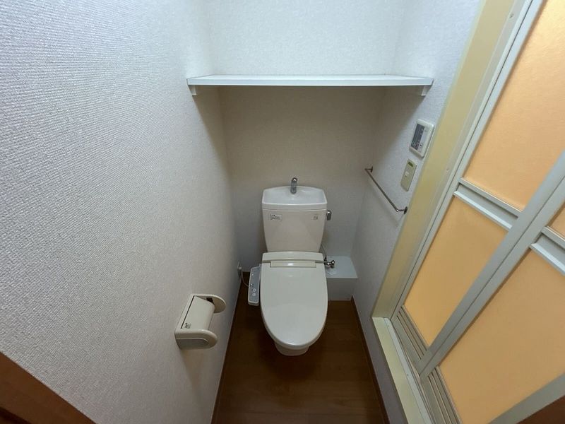 レオパレスＳＴフロント指扇 トイレ