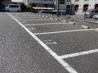 レオネクストベルジュ 駐車場