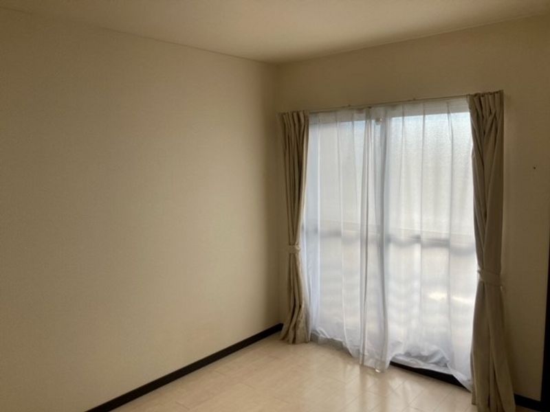 レオネクスト中原 居間