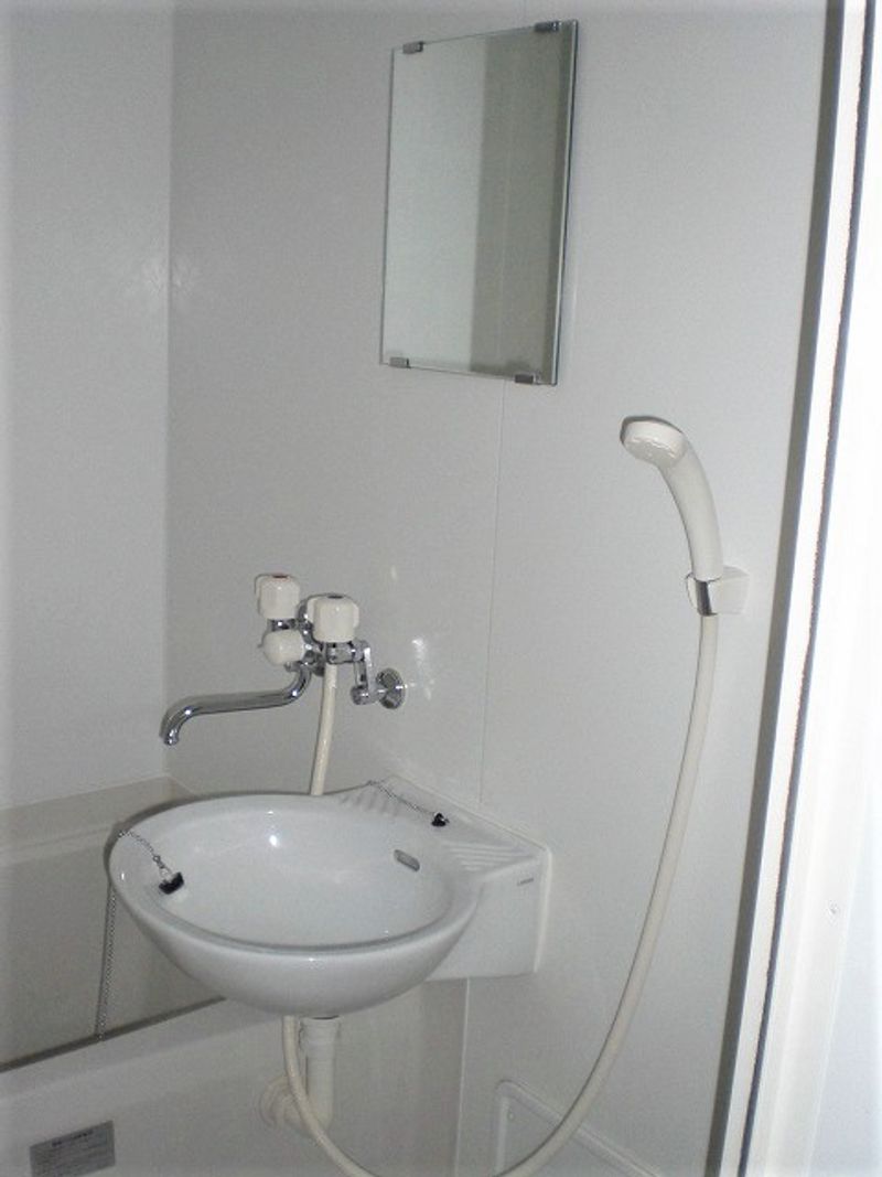 leopalace Jupiter Washroom