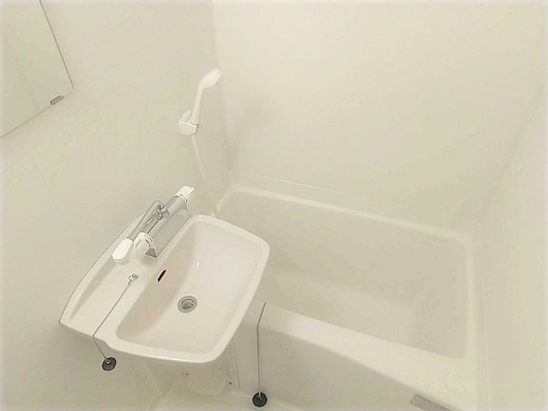 leopalace Misumi Bathroom