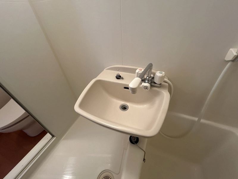 レオパレスハロー越谷 洗面台