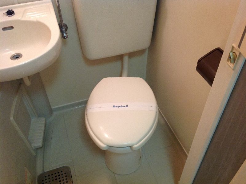 レオパレスエムティエス　 トイレ