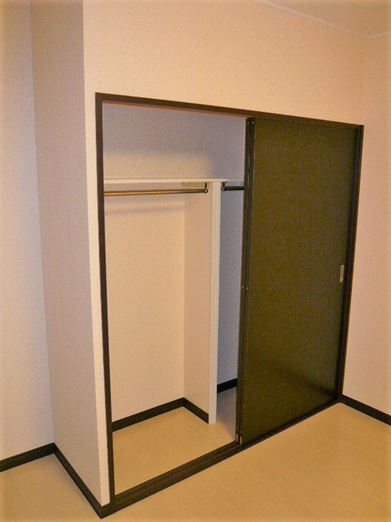 レオネクストヒカリハイツ 収納