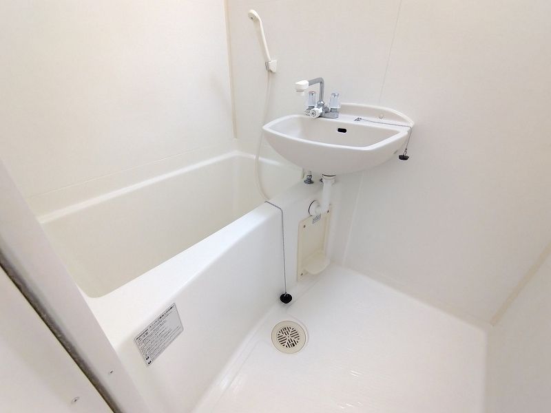 レオパレスサニーコート 風呂