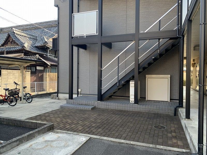 レオパレス山口駅前 エントランス