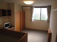 レオパレスウィッシュ 居間