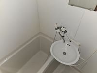 レオパレスタウンコート南矢三 風呂