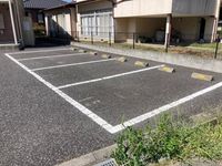 レオネクストオリーブ 駐車場
