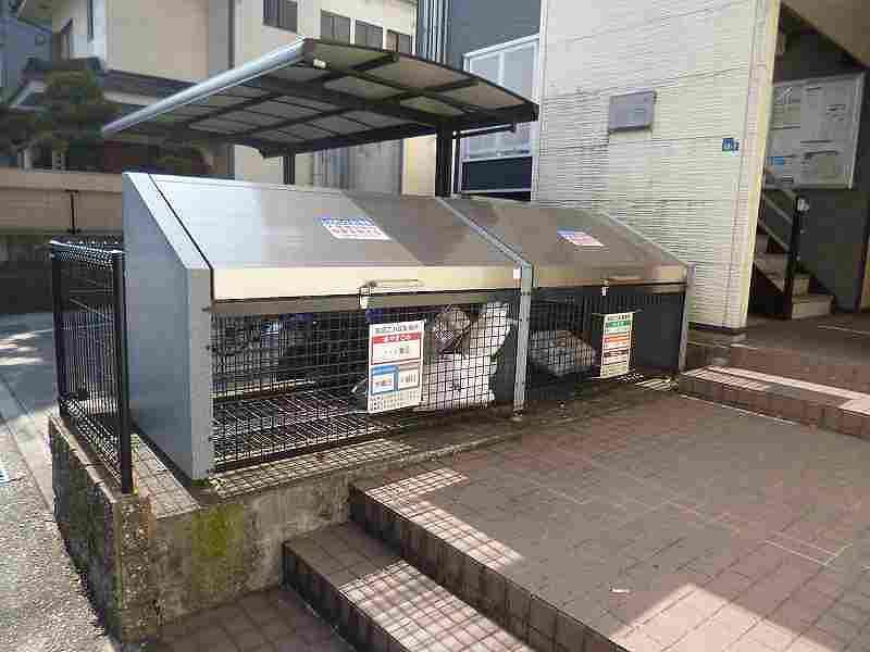 レオパレスフレア九品寺 共用部分