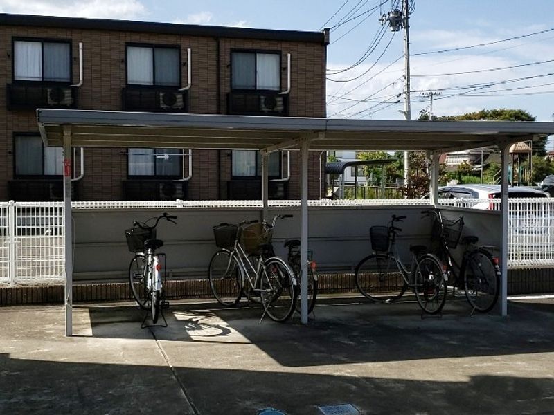 レオパレス美田園 共用部分