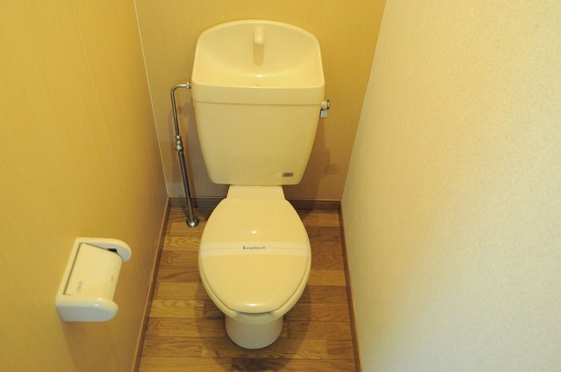 レオパレス冨田 収納