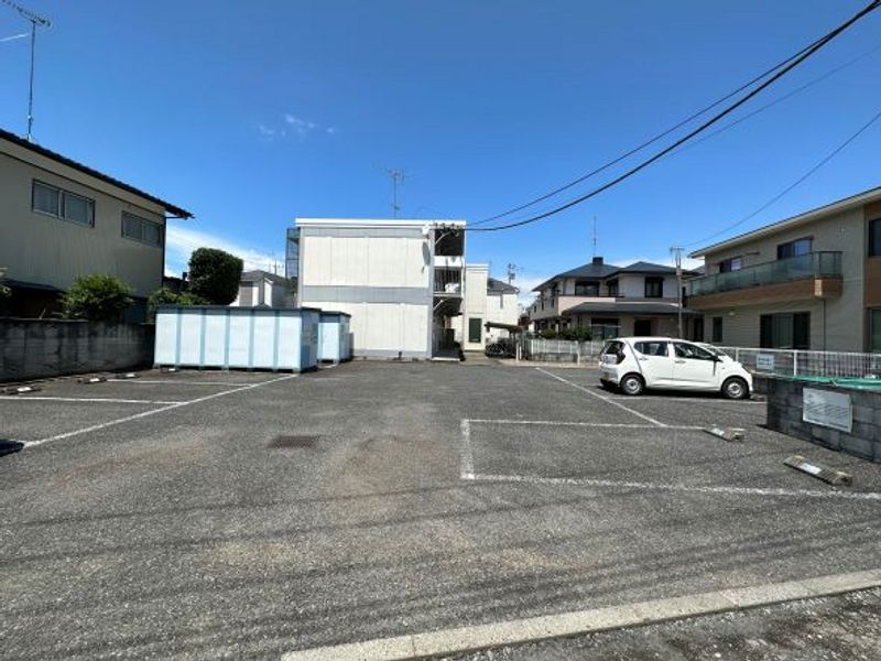 レオパレスヴィラージュ 駐車場
