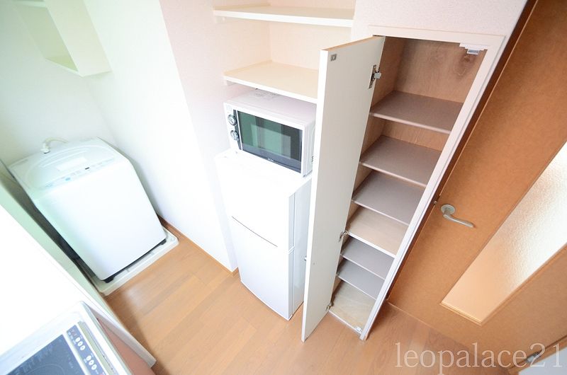 レオパレスヒルズ生田 その他