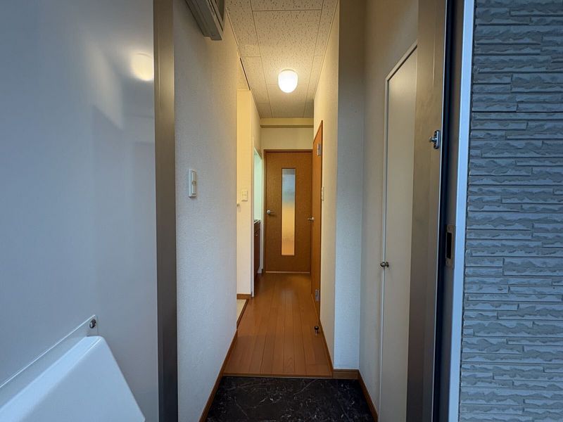 leopalace JK Clover Entrance