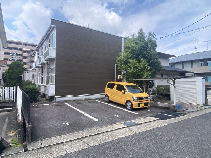 レオパレスヴェルデ高島 外観