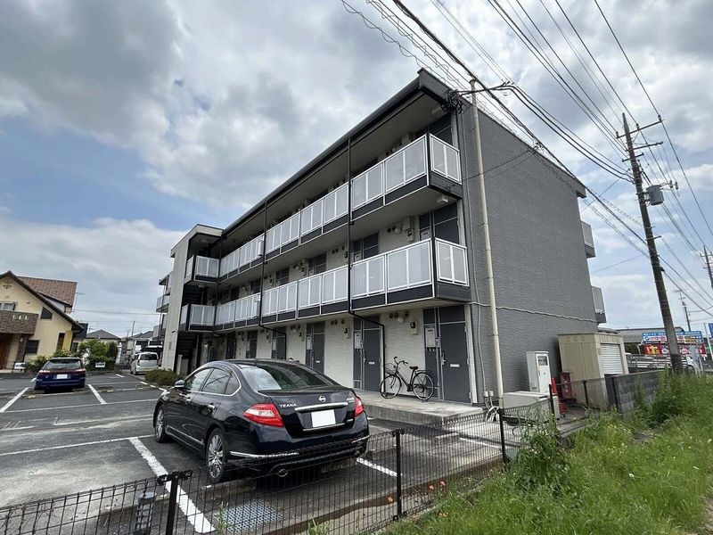 レオパレスヨネザワ 外観
