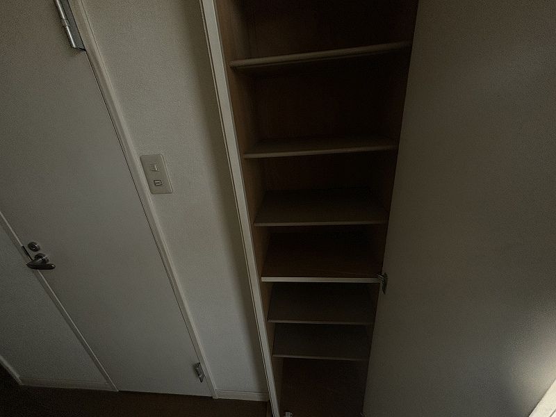 レオパレス長府東 収納