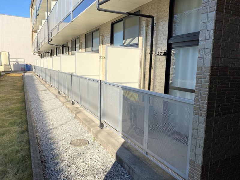 レオパレスブルージュ バルコニー