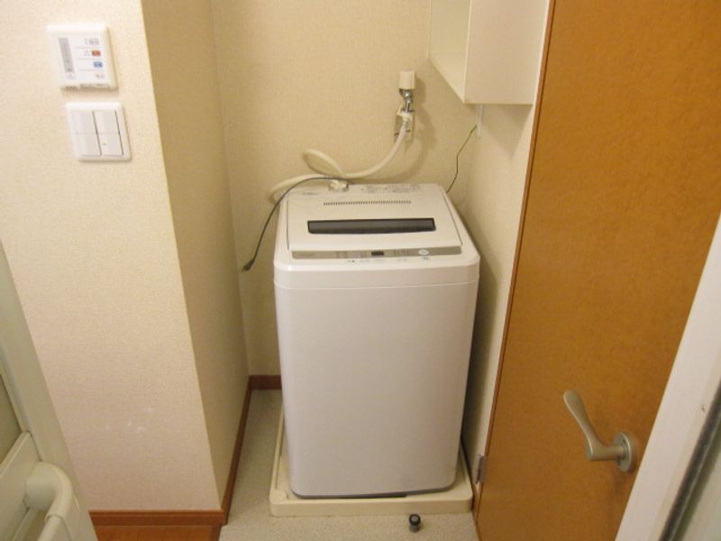 レオパレスラ　ポム　ウルーズ その他設備