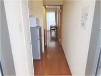 レオパレスサンクレスト 玄関