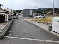 レオパレスレーブシャトーⅡ 駐車場