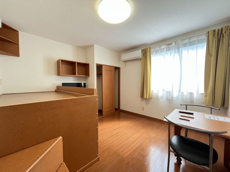 レオパレスメゾンＴ 居間