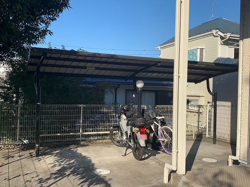 レオネクスト台町 駐車場