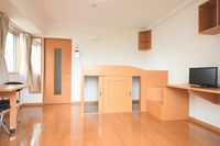 レオパレスＦｌａｔ新栄 居間