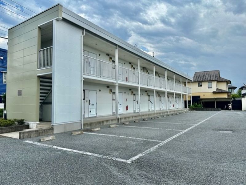 レオパレスボンジュール 外観
