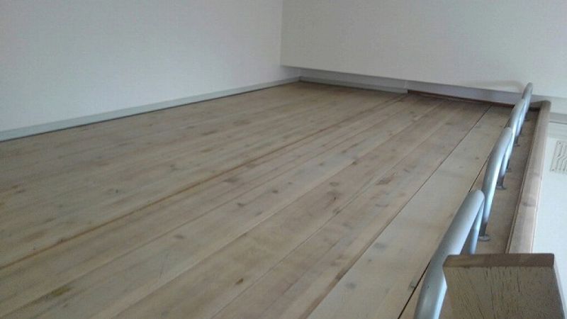 レオパレス千歳町第１Ｆ 居間