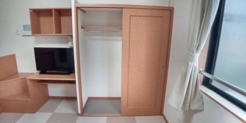 レオパレス高尾 収納