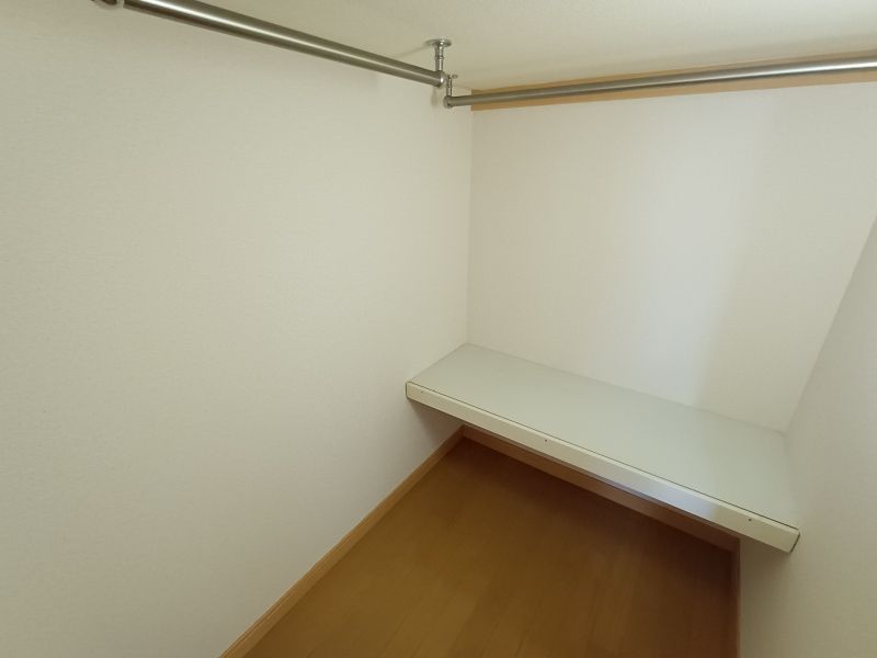 レオパレス妙楽 収納