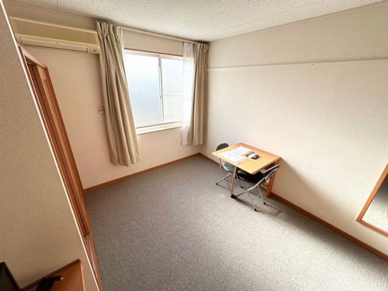 レオパレス赤池Ｂ 居間