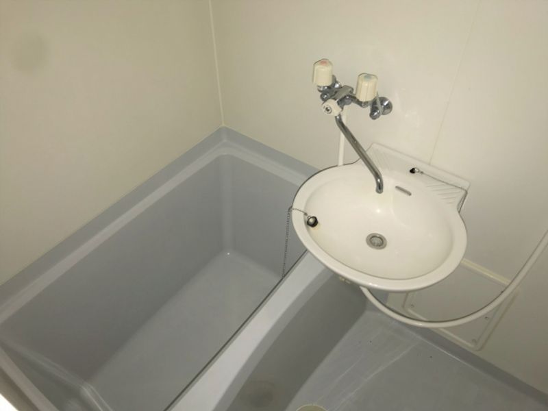 レオパレスピスティス 風呂