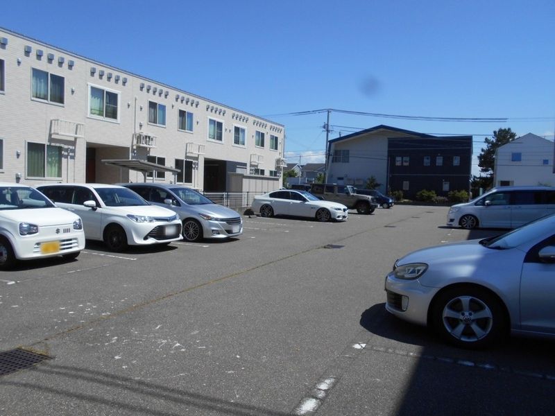 レオパレスａｉｒｐｏｒｔ 駐車場