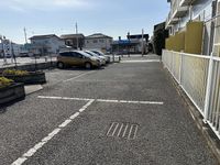 レオパレスコンフォートⅡ 駐車場