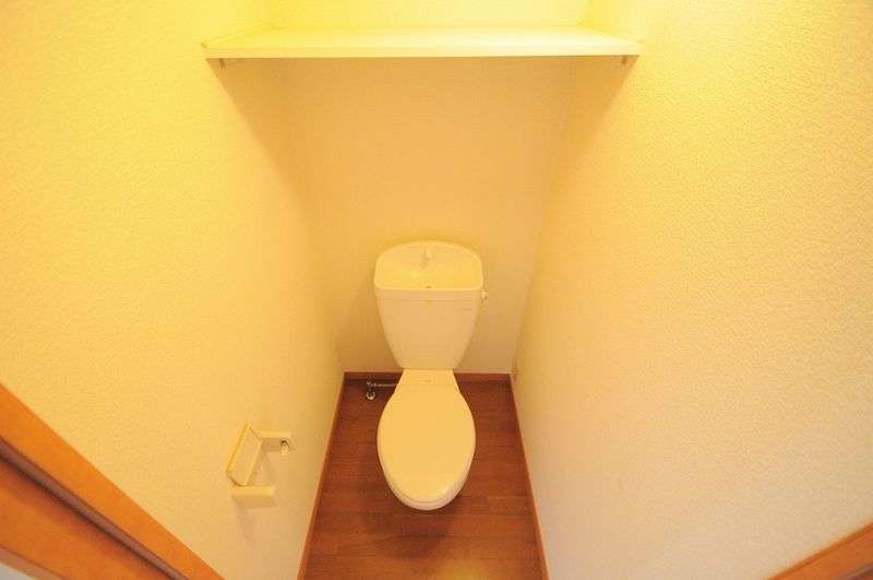 レオパレスやまと トイレ