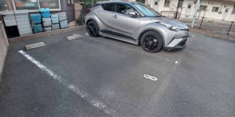 レオパレスＯＡＫＳ 駐車場