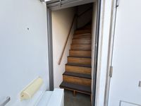 レオパレス三丁田 玄関