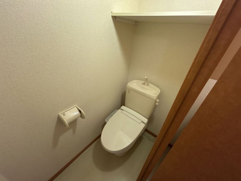 レオパレスしらとり トイレ
