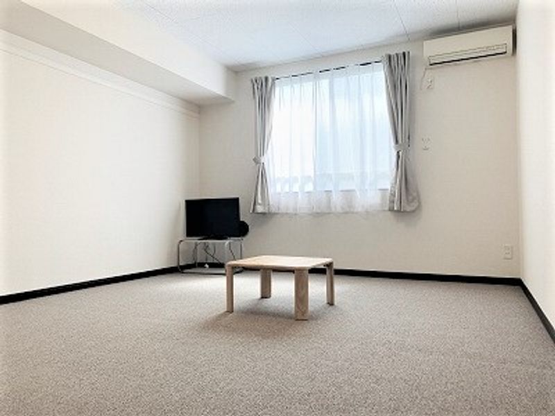 レオネクストアビタシオン　阿見 居間